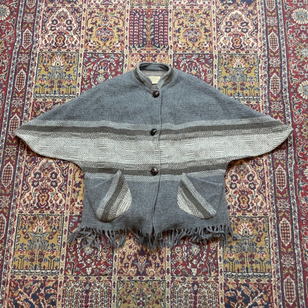 VTG Rare 60s Country Place Grey Wool Fringed Aztec Poncho Cape Geometric USA M